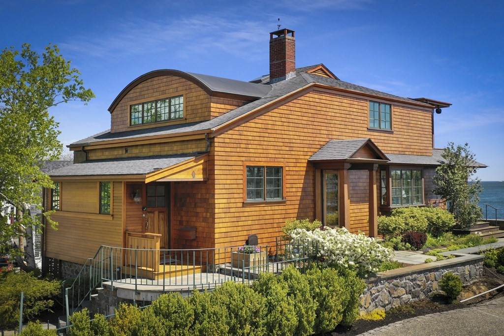 135 Front Street - Photo 1