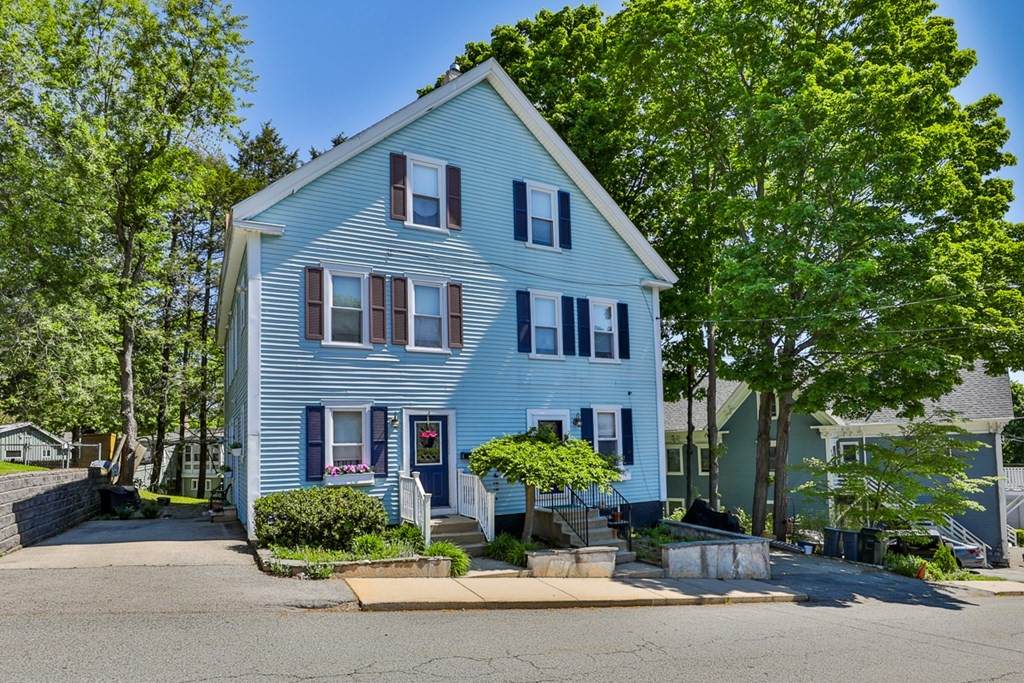 4 Arlington - Photo 1