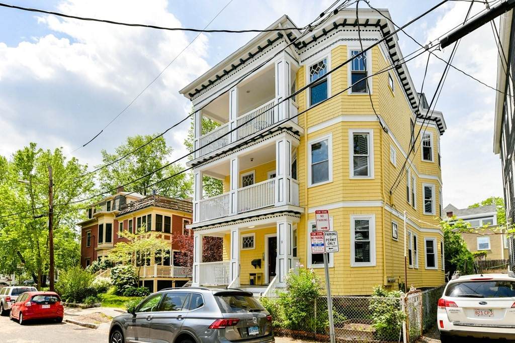 9 Newton St - Photo 1