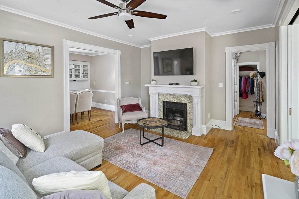 408 Franklin - Photo 1