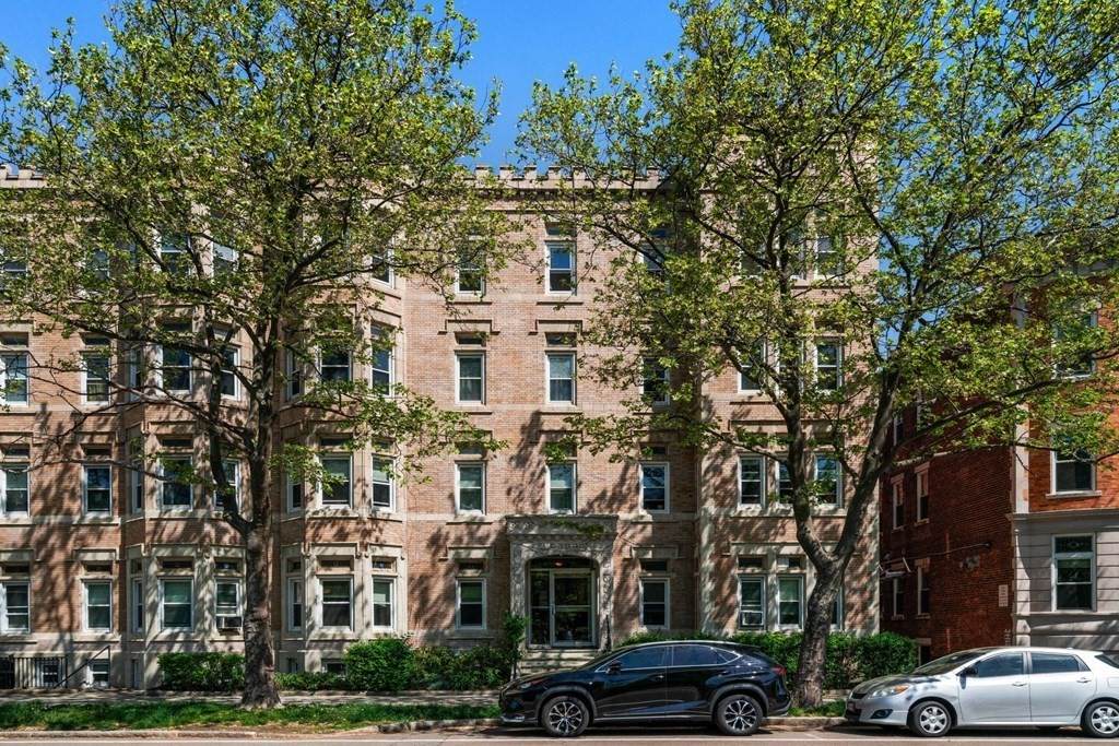 1834 Beacon St - Photo 1