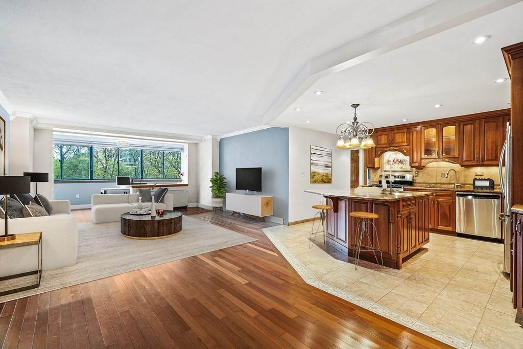 6 Whittier Pl - Photo 1