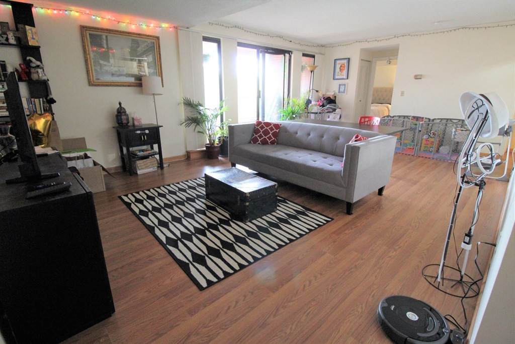 1850 Beacon - Photo 1