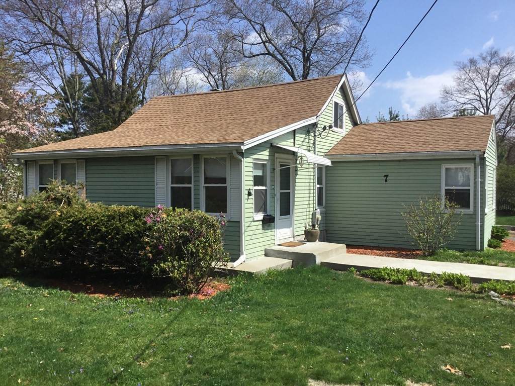 7 Magnolia Rd - Photo 1
