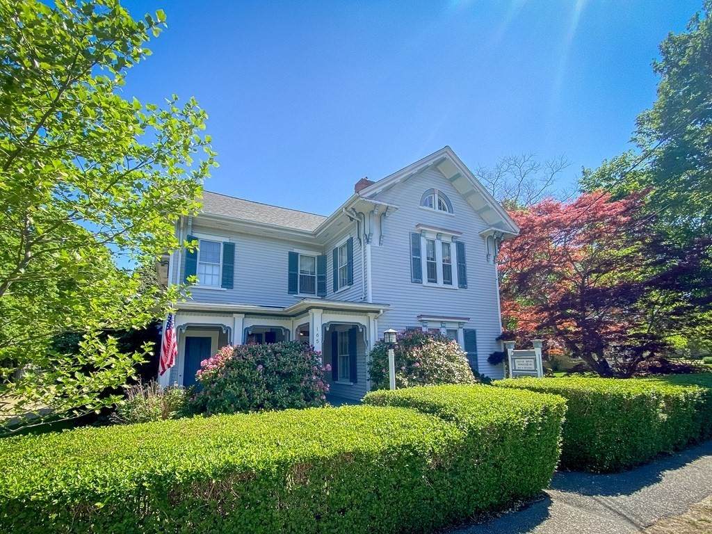 165 Main St - Photo 1