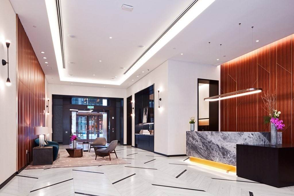 135 Seaport Boulevard - Photo 1
