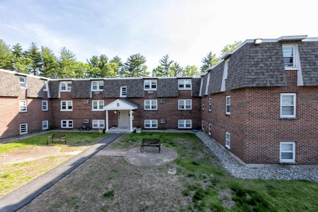 870 Haverhill St - Photo 1