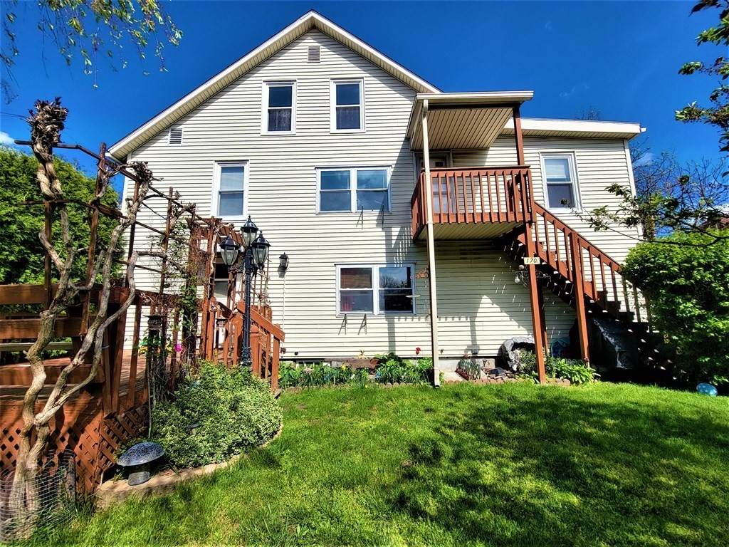 170 Washington St - Photo 1