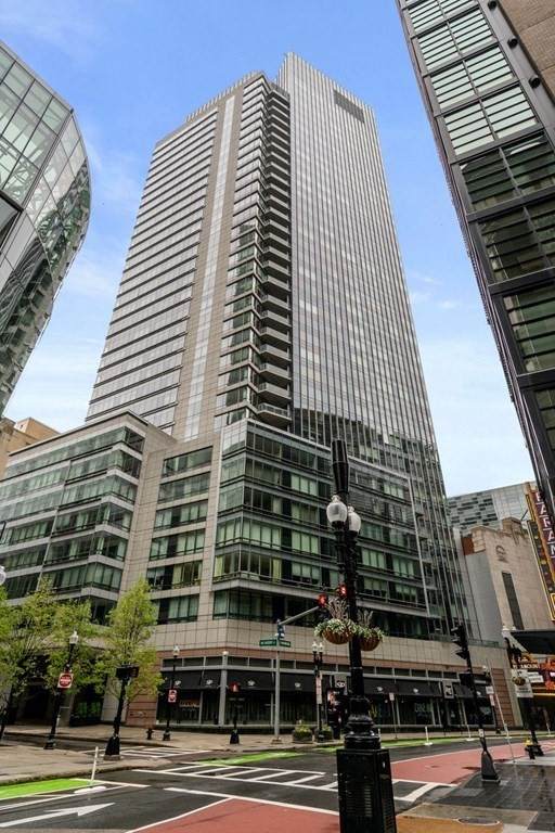 1 Avery Street - Photo 1