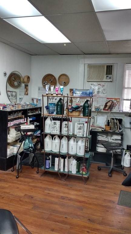 352 Main St - Photo 1
