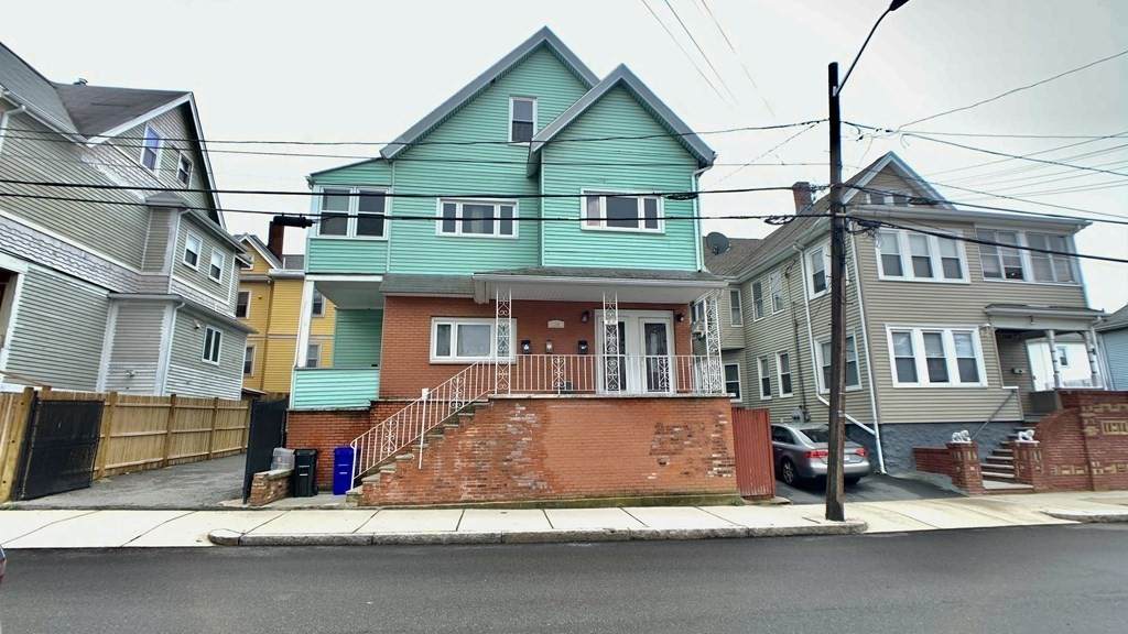 119 Holyoke St - Photo 1