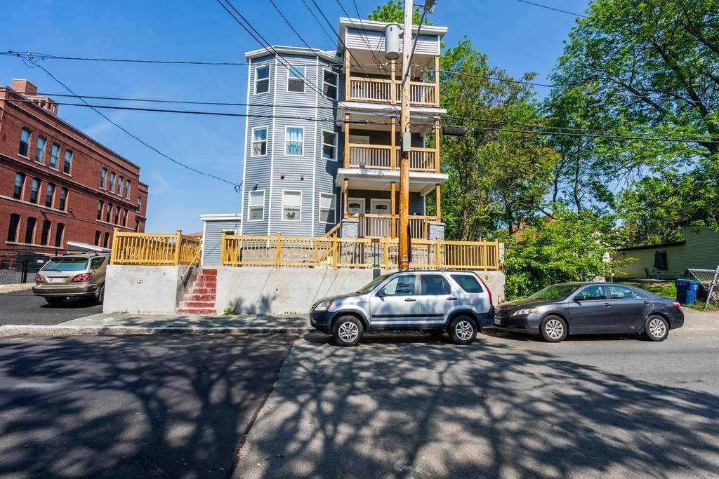 123-125 Walnut St. - Photo 1