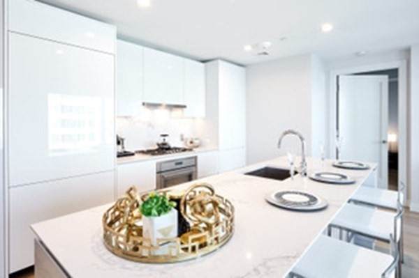 133 Seaport Boulevard - Photo 1
