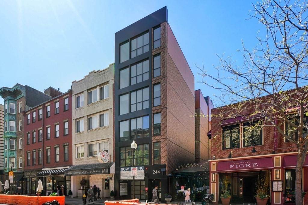 244 Hanover - Photo 1