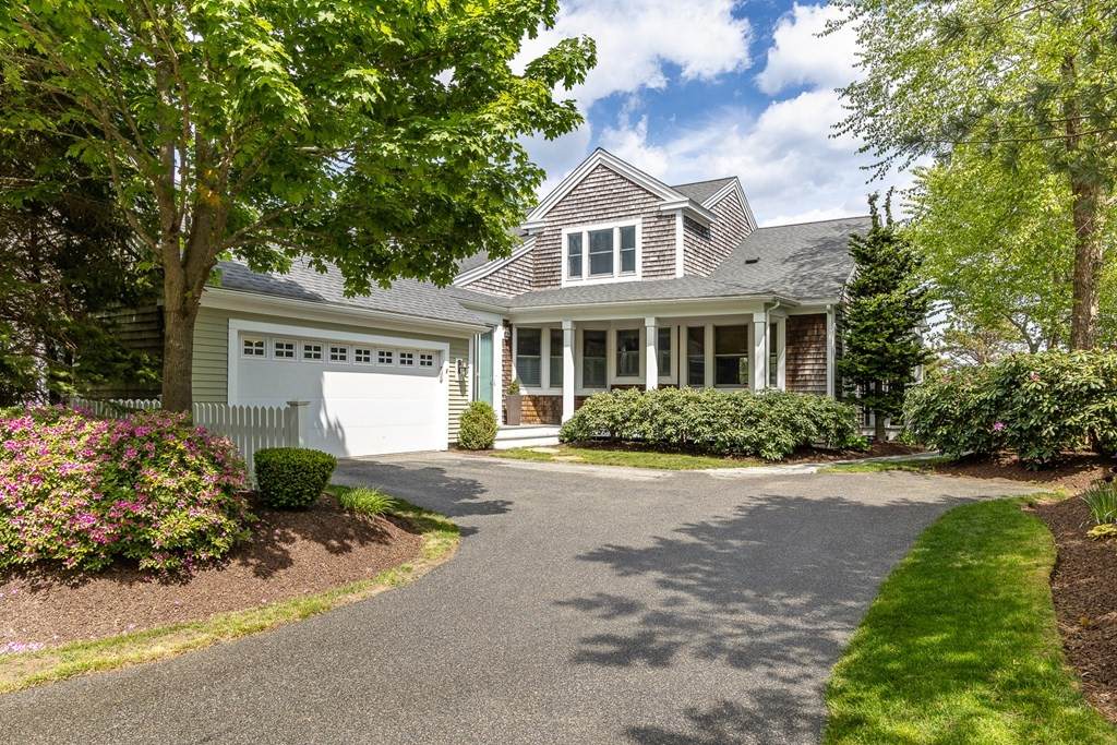 8 Margeson Row - Photo 1