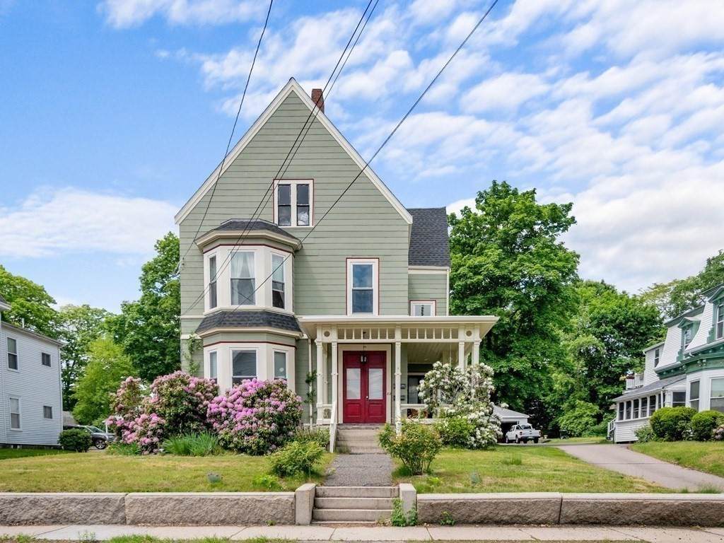 82 School St - Photo 1