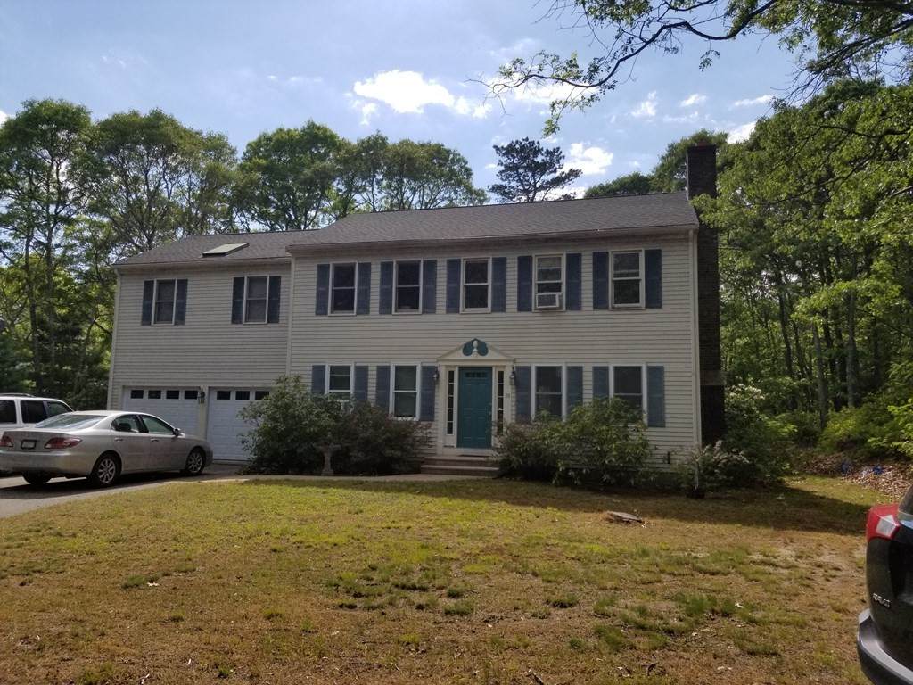 19 Captains Row - Photo 1