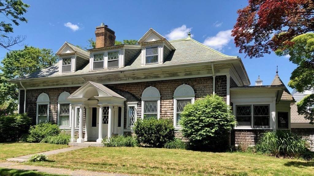 18 Cedar St - Photo 1