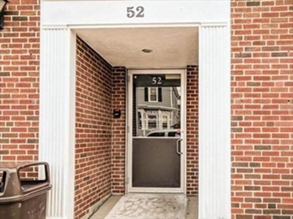 52-54 Brigham St - Photo 1
