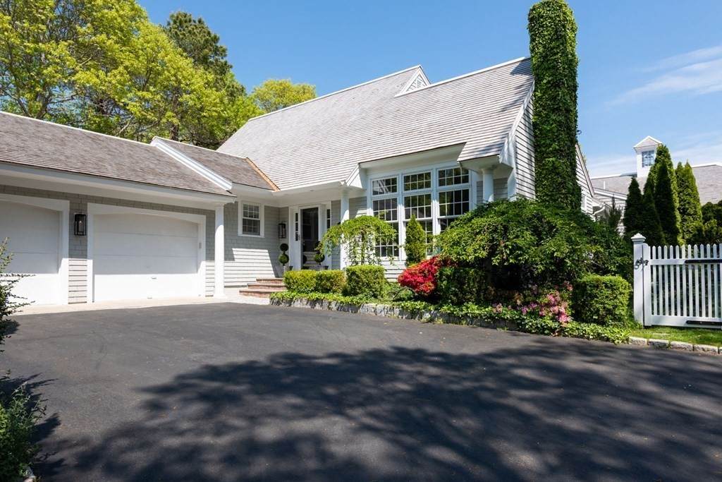 100 Glenneagle Dr - Photo 1