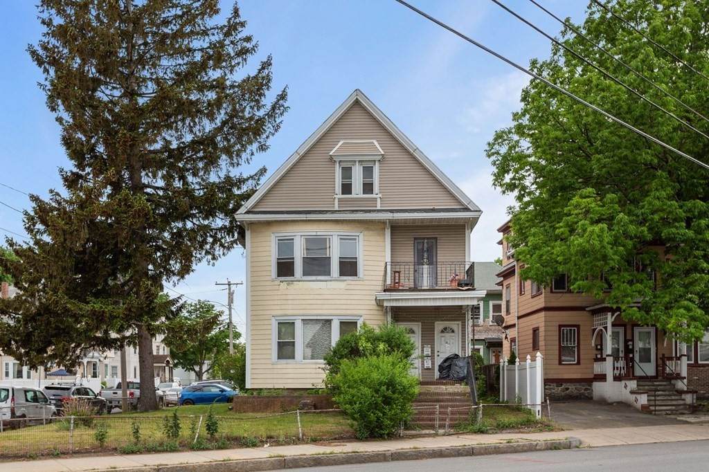 11-15 Wintrop Ave - Photo 1