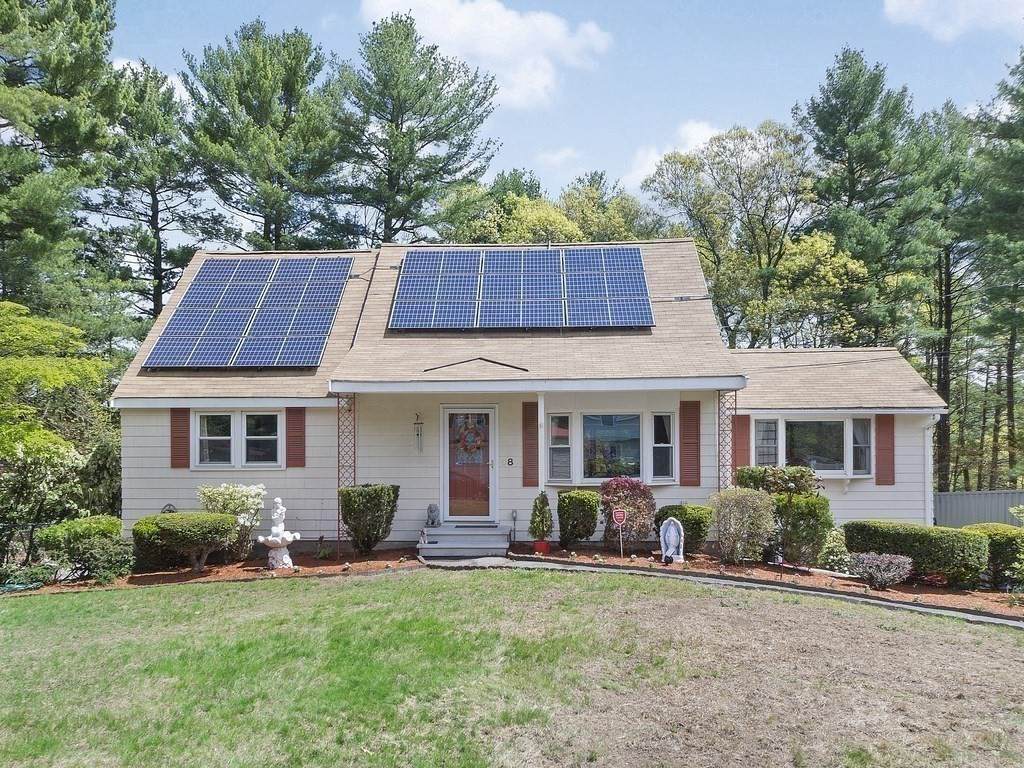 8 Cynthia Rd - Photo 1