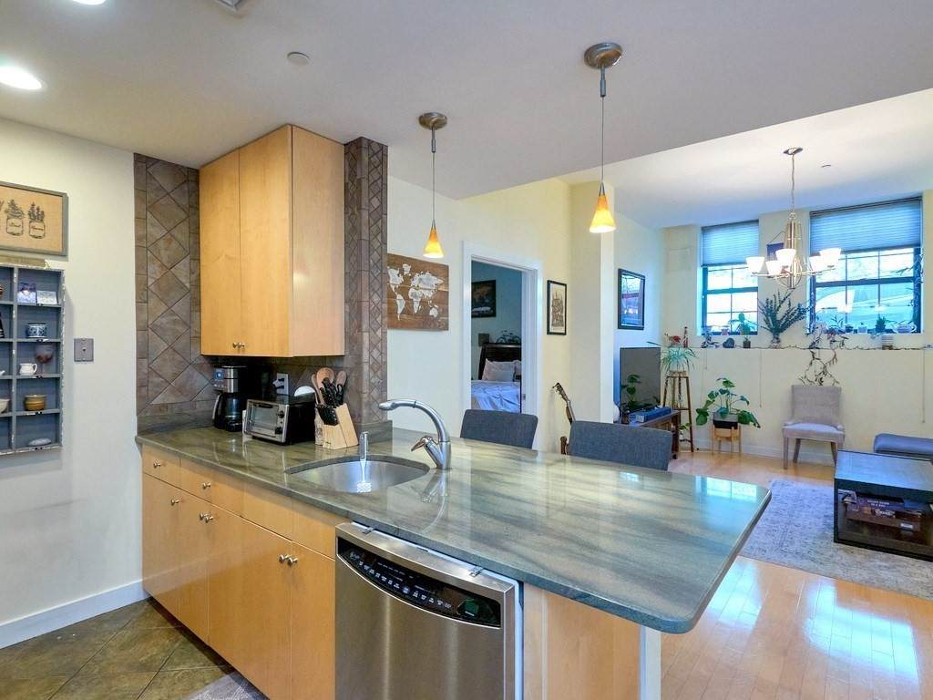 72 Ashland St. - Photo 1