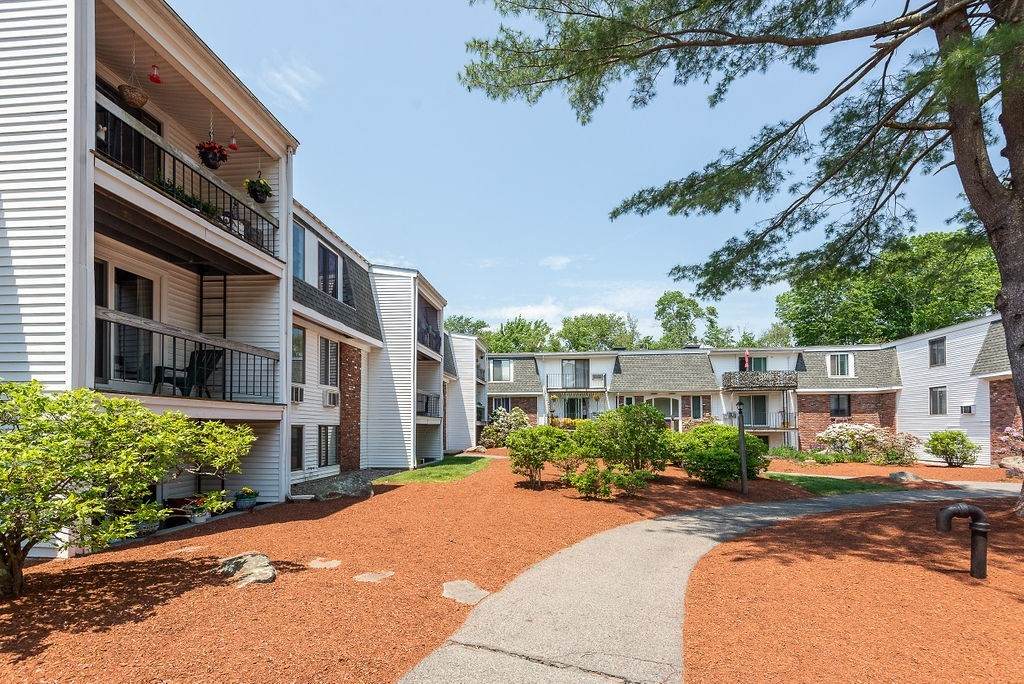 96 Main Street - Photo 1