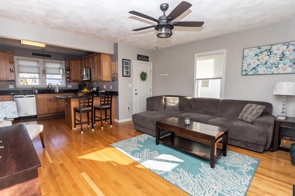 25 Cabot St - Photo 1