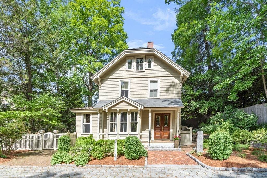 53 Monument St - Photo 1