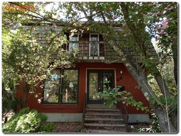 36 Green St - Photo 1