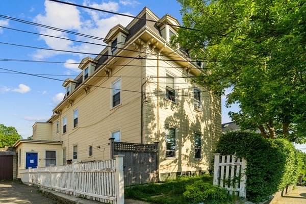 92 Glen Street - Photo 1