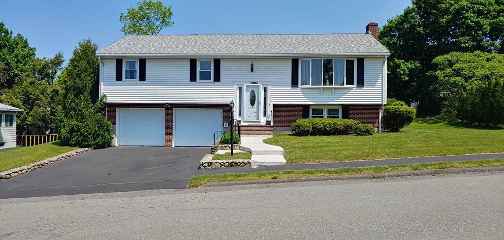 18 Morgan Ave - Photo 1
