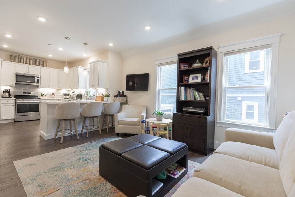 7 Russell Rd. - Photo 1