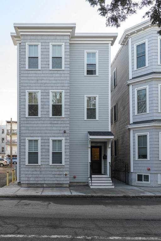 337 Maverick Street - Photo 1