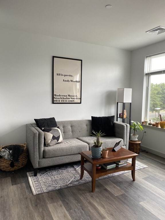 180 Telford Street - Photo 1
