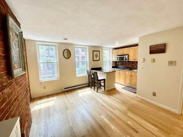 19 Tileston St - Photo 1