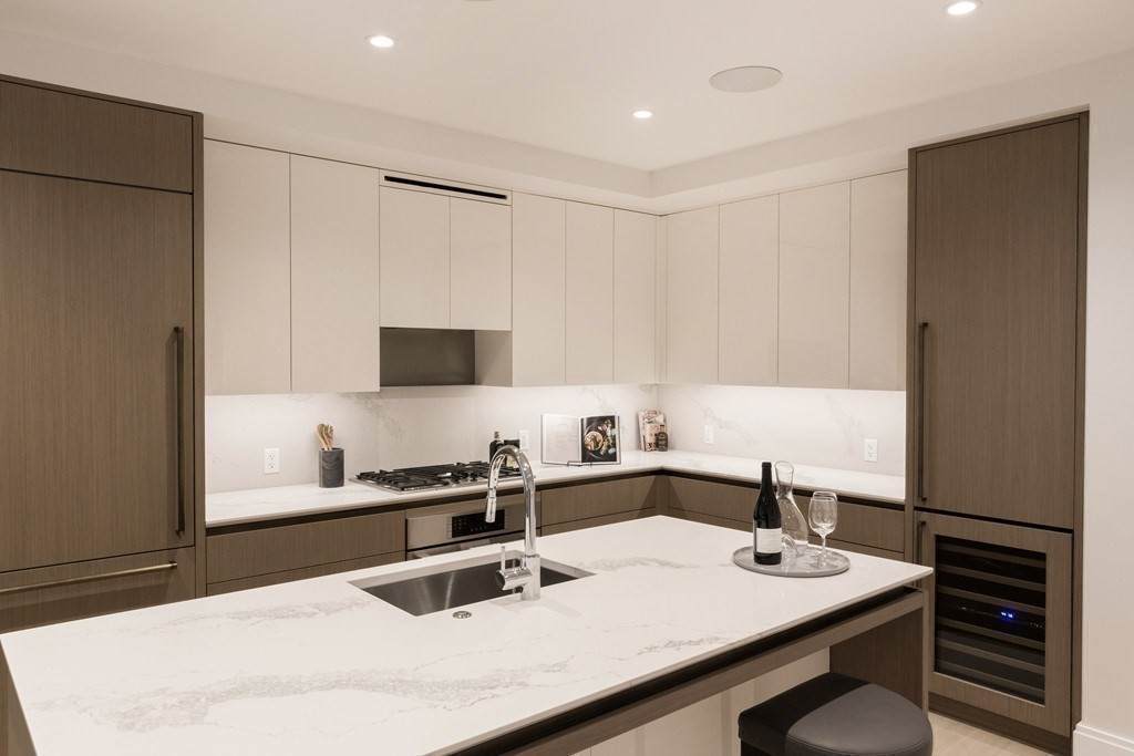 380 Harrison Ave. - Photo 1