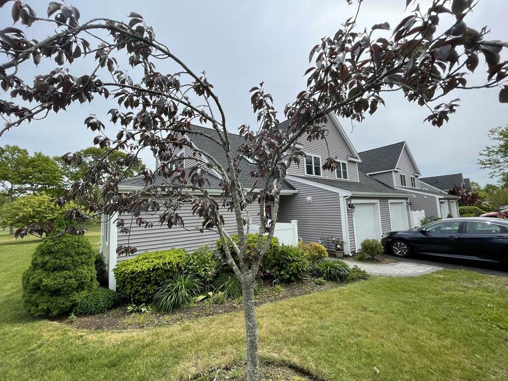 580 White Cliff Dr - Photo 1