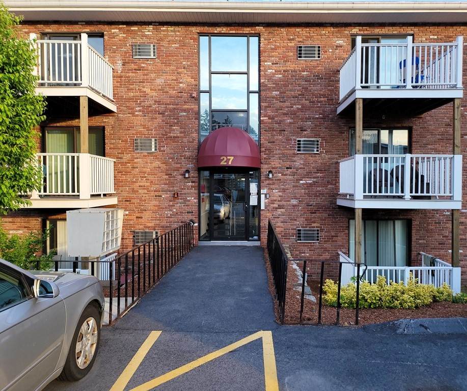 27 Hosmer St - Photo 1