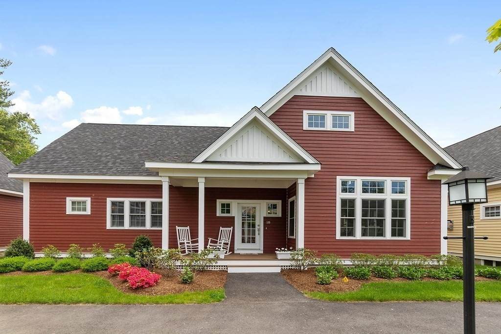 18 Village Ln - Photo 1