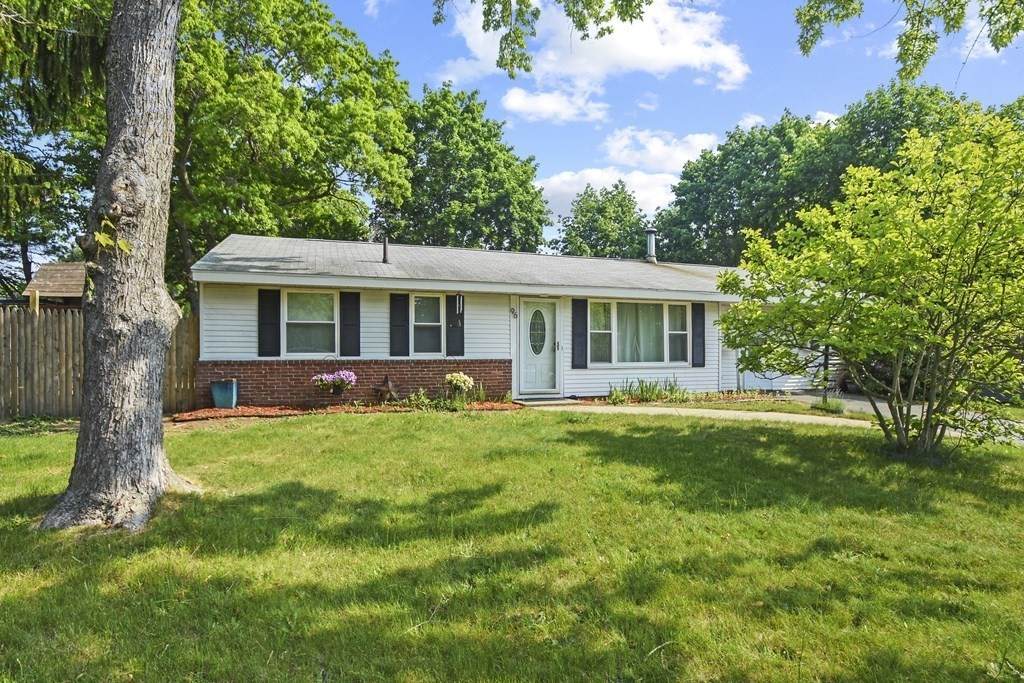 96 Errol Rd - Photo 1