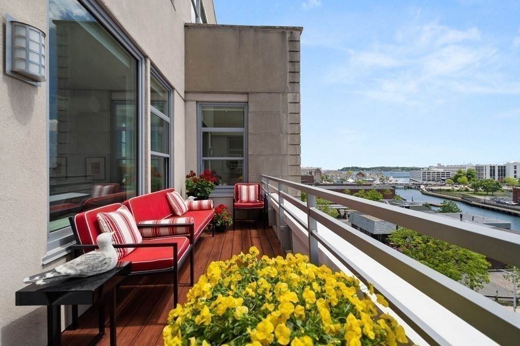 51 Lafayette - Photo 1