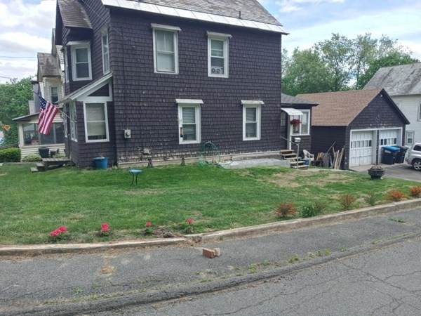 74 Frederick St - Photo 1