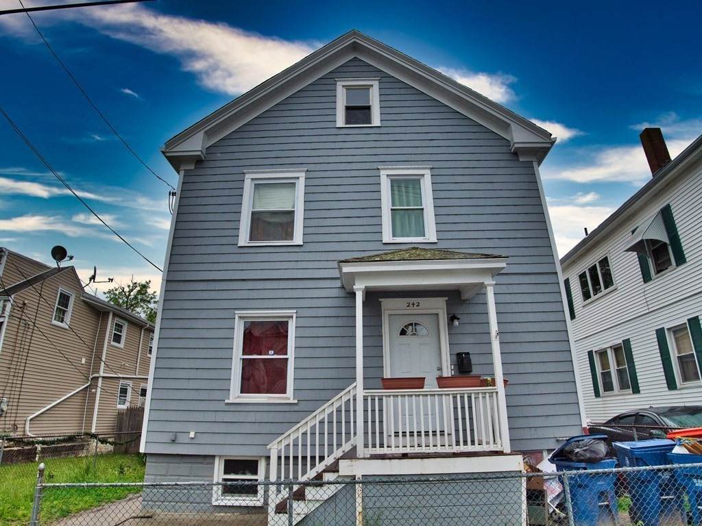 242 Austin St - Photo 1