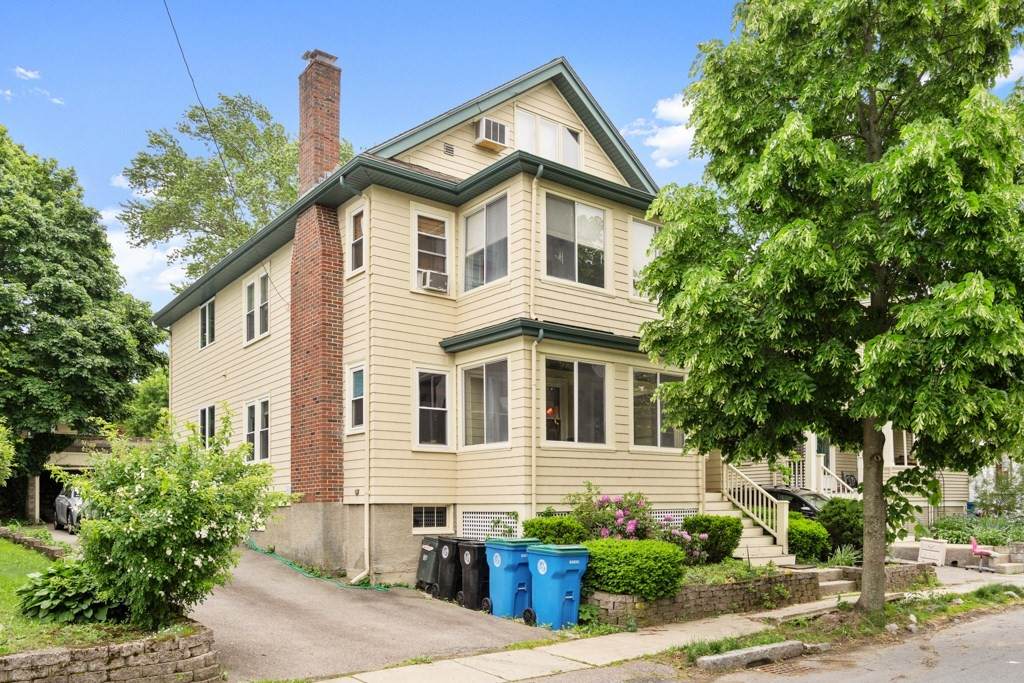 8 Leslie Rd - Photo 1