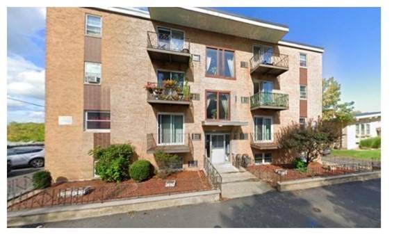 75 Waldemar Ave - Photo 1