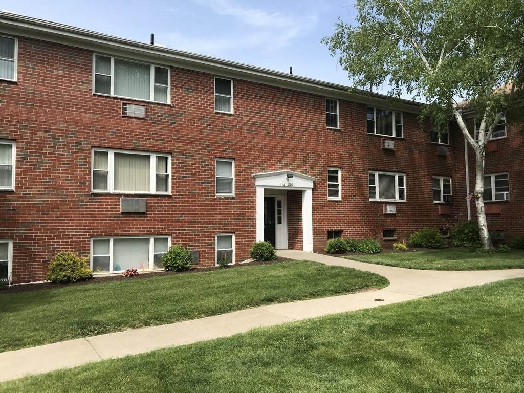 195 Regency Park Dr - Photo 1