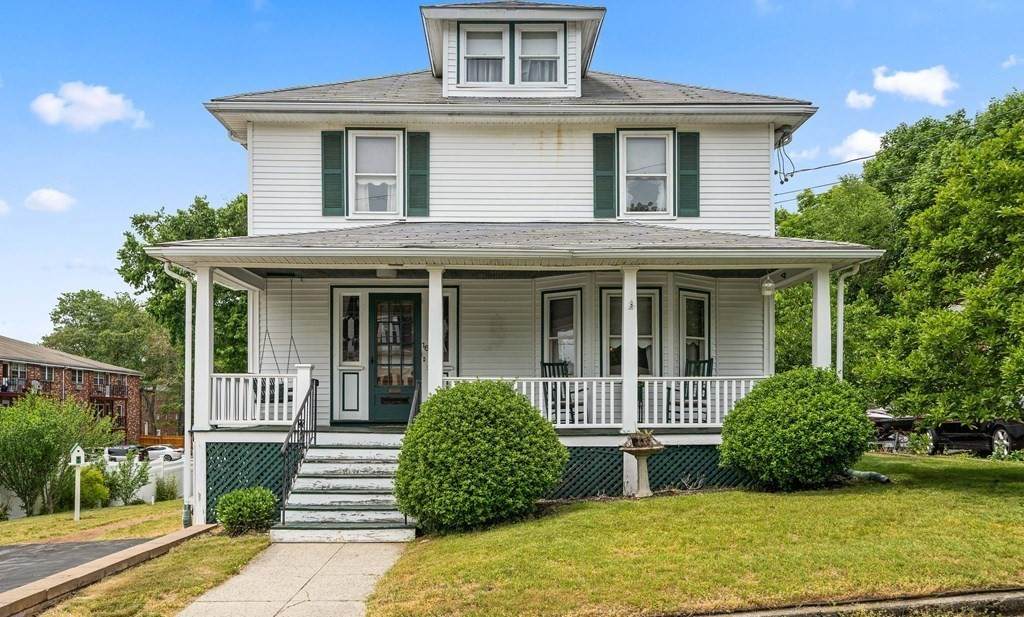 16 Center St - Photo 1