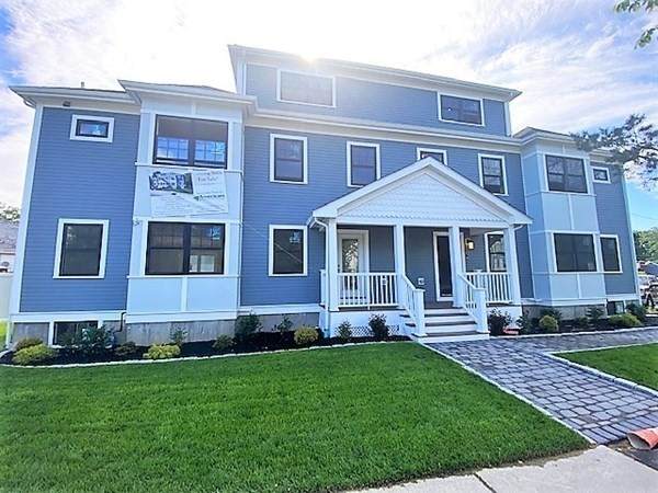 474 Hyde Park Ave. - Photo 1